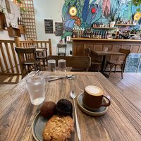 La prochaine fois, tu n'auras qu'à venir avec 😘  at Locafé in Grenoble