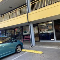 Outside at Sweet Creams in Honolulu