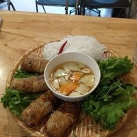 Fried spring rolls & rice noodles at Huong Viet in Hanoi