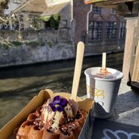 Chocolate lady  at Otto Waffle Atelier in Bruges