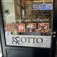 Voordeur  at Otto Waffle Atelier in Bruges