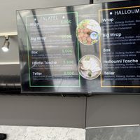 Gute Preise  at Happy Falafel in Hannover