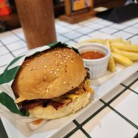 Roast Beev burger at Burgreens - Oakwood in Jakarta