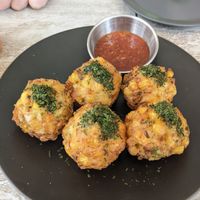 Sweetcorn fritters at Food Does Matter 푸드더즈매터 in Seoul