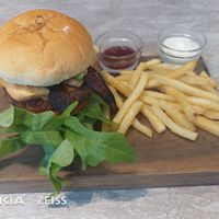 Chipotle burger at Food Does Matter 푸드더즈매터 in Seoul