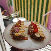 peanut butter with toast at Satiba in Arequipa