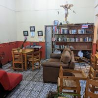 Indoor seating at Restobar Balú in Quepos