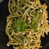 Pesto linguini at Amor Di Pasta in Miami