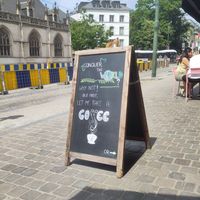 Funny sign (0€) at Café du Sablon in Brussels