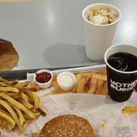  at Mother Burger - Saldanha in Lisbon