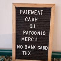 Only cash or payconique app at Ventre Content in Liege