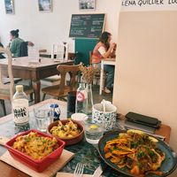 Aubergine schnitzel, mac&cheese en bloemkool!  at Ventre Content in Liege