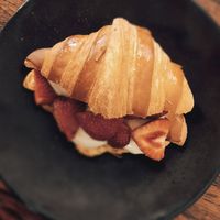  at Ventre Content in Liege