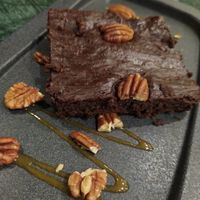 Brownie de chocolate, noz e caramelo at The Green Affair - Chiado in Lisbon