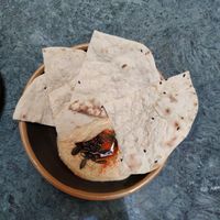 Bread, hummus and oil at The Green Affair - Chiado in Lisbon