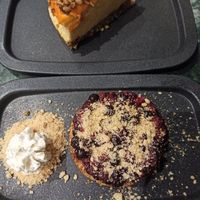 Cheesecake 😍😍 + crumble at The Green Affair - Chiado in Lisbon