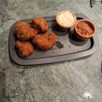 Cauliflower wings at The Green Affair - Chiado in Lisbon