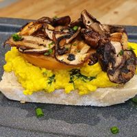 Scrambled and toast at The Green Affair - Chiado in Lisbon