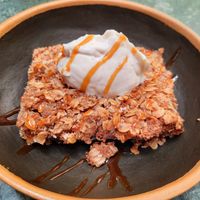 Crumble seasonal fruit at The Green Affair - Chiado in Lisbon