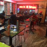 locals eat here at Murugan in Chennai