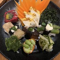 Ótima opção de rodízio de sushi vegano de São Paulo.Atendimento incrível.Equipe sinaliza o que é e o que não é vegano, além disso não misturam na hora de servir ou na me at Djapa Moema in Sao Paulo