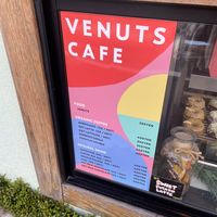  at Whyte - VENUTS in Tokyo