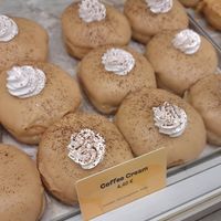 Flavor "coffee & cream" #Veganuary at Brammibal's Donuts - KaDeWe in Berlin