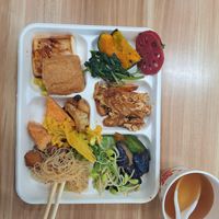 I was on a eat as much tofu as I can! at LiánChí Huì SùShí 蓮池會素食 in Taipei