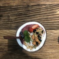 Smoothie bowl at Au-Vert in Nanning