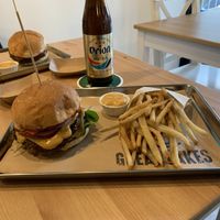 Burger and fries  at Great Lakes in Tokyo