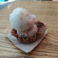 Caramelo y nuez pecana at Nieve de Olla in Mexico City