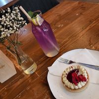 lavender lemonade and raspberry tart at Palo Verde in Prague