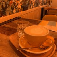 Dandelion latte at Palo Verde in Prague