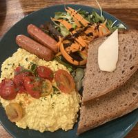 scrambled tofu at Palo Verde in Prague
