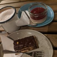 Caramel Sneakers & a yogurty dessert & hot chocolate 😋 at Palo Verde in Prague