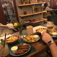 Non-chicken popcorn, croquettes and fries #Veganuary at Palo Verde in Prague
