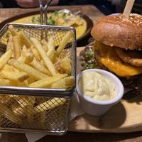 Burger  at Palo Verde in Prague