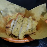 garlic bread at Minuteman Pizza in Uyuni