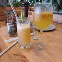 Limonada natural y Soda de maracuyá, 10/10 at Olivia in Medellin