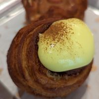 Cinnamon roll at Buddy Buddy in Brussels