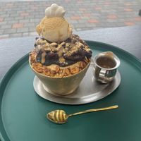 Vegan bingsoo with red bean and roasted soybean powder  at AcheMi in Seoul