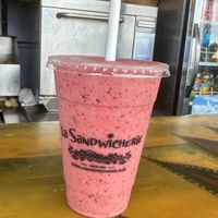 Fruit smoothie  at La Sandwicherie in Miami Beach