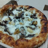 Shroomed Out at Crosta Pizzeria in Makati