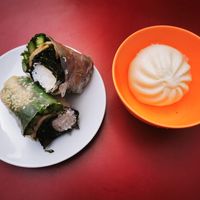 Asparagus at Knees to Chin in Brussels