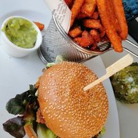 Quinoa burger con patate dolci at Alter Schlachthof in Bressanone