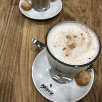 Karamell Macchiato mit Hafermilch at Kaffeewerft in Bielefeld