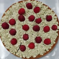 Pistacchio raspberry pie at Epicerie Muscade in Montreal
