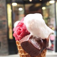 Ice cream at That's Amore in Siena