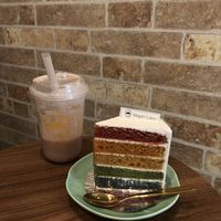 Delicious cake!! at Shochiku-en in Tokyo