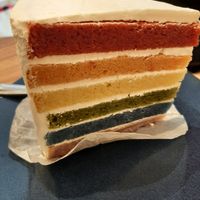 Just in case you needed to see another photo of the rainbow cake at Shochiku-en in Tokyo